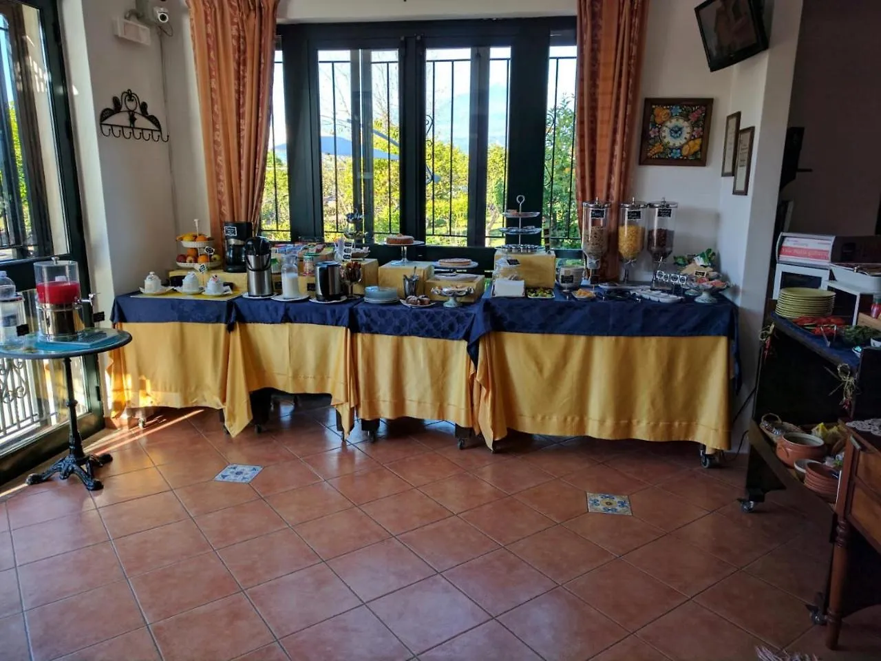 גיארדיני נאקסוס B&B Villa Maria Giovanna 3*, גיארדיני נאקסוס איטליה