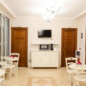 Taormina B&B לינה וארוחת בוקר