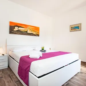  Bed and breakfast Terre Di Gallura Italia